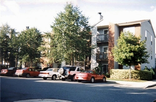 Charlotte Emerald apartments