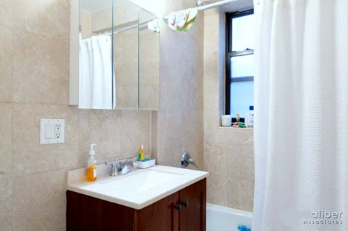 NYC 235 West apartments bathroom