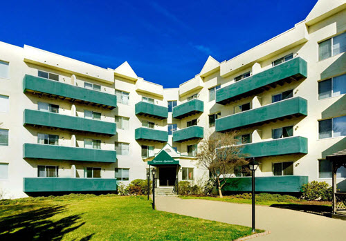 Norwalk Riverview apartments