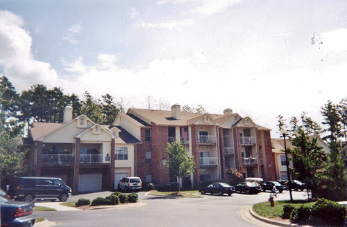 Raleigh Commons apartments